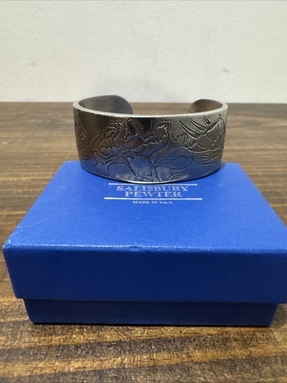 Salisbury pewter cuff bracelet Birthday theme January